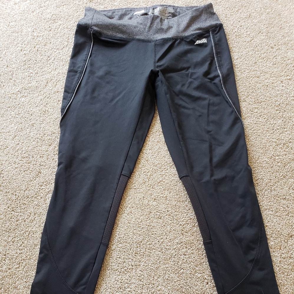 Avis size S black and grey leggings
